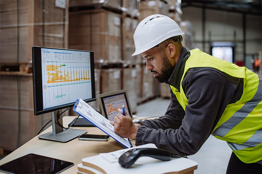 Logistics-management-900x600