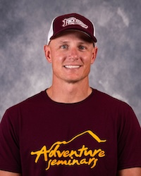 20250905-JordanBruursema-headshot-01-200x250