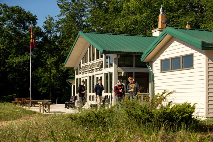 Exterior view of the lodge and dormitory at the CMU Biological Station on Beaver Island.