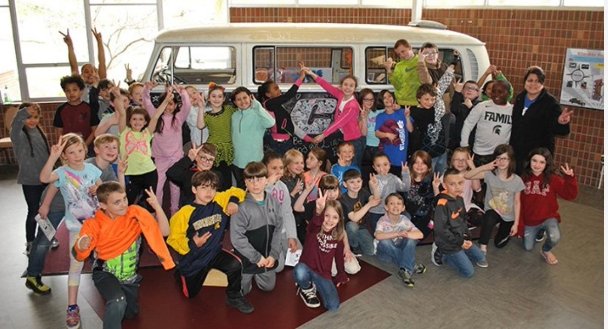 Elementary students attend a field trip at the Museum of Cultural and Natural History.