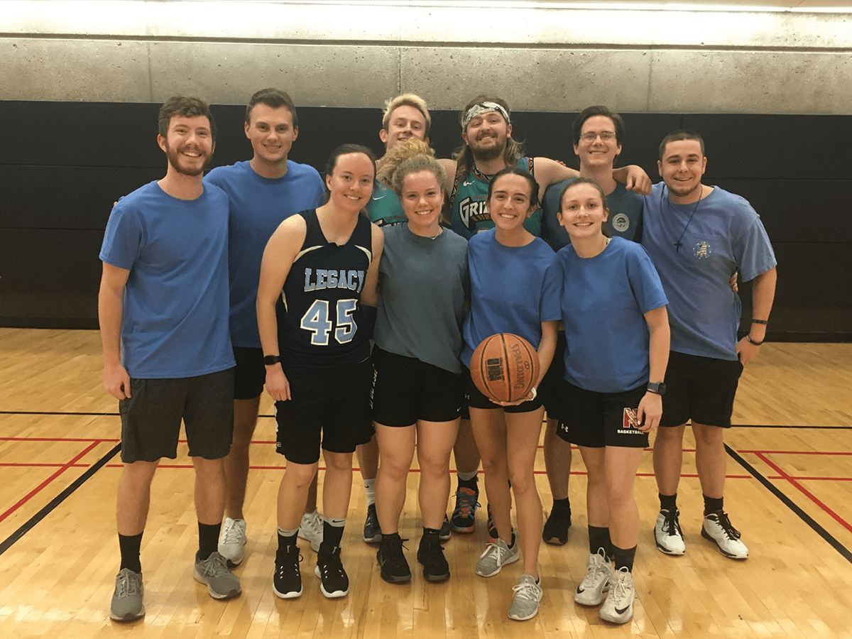 Team photo of the Swish Kabobs from spring 2022 IM Basketball.