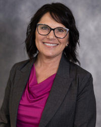 Julie Maurer Headshot